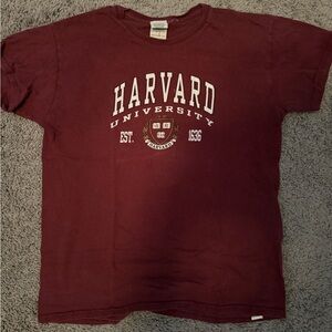 harvard t-shirt